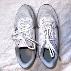 Women’s size 9 Nike running shoes
